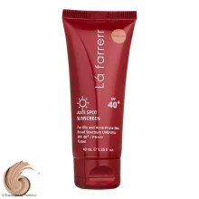 کرم ضد آفتاب و ضد لک رنگی لافارر SPF40-Medium مناسب پوست چرب و آکنه دار حجم 40 میلی‌لیتر